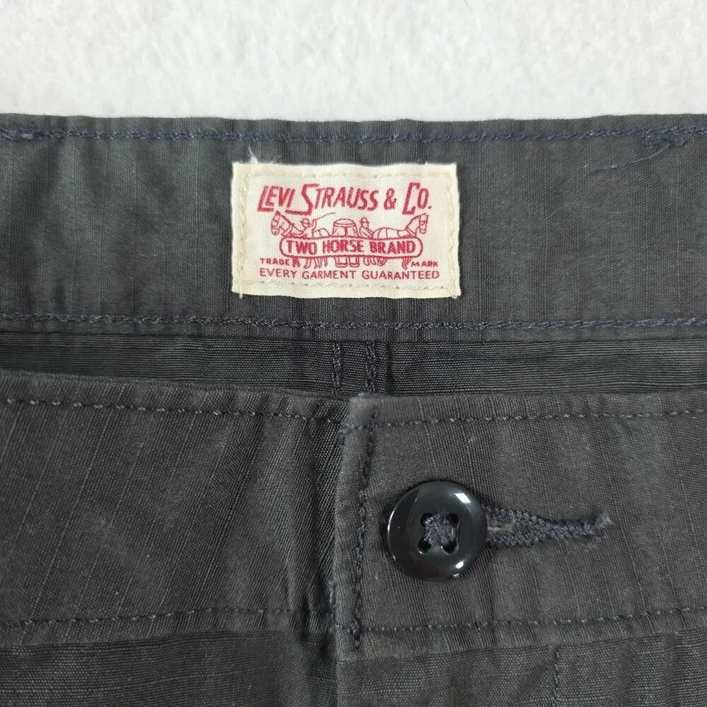 Levi Strauss & Co. Two Horse Brand Cargo Shorts Men's 46 x 9